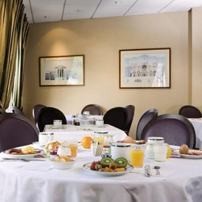Mercure Impérial Hotel 4*